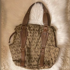 Michael kors authentic handbag